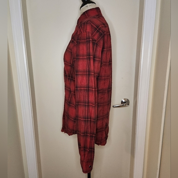 Vintage Guess plaid buttonup shirt - Picture 2 of 11